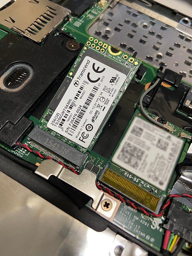 X250] ThinkPad X250 メモリ交換とSSD追加 | archmemo